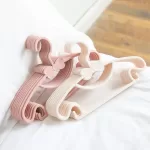 10pcs Baby Clothes Racks Portable Plastic Towel Display Scarfs Hangers Kids Clothing Organizer Windproof Children Coats Hanger